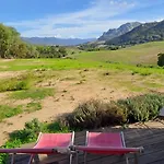 לינה וארוחת בוקר Ferme De Roccapina