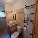 לינה וארוחת בוקר Ferme De Roccapina